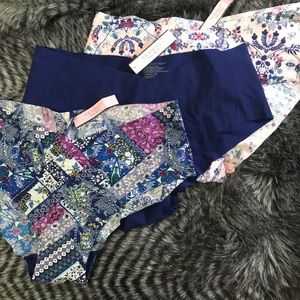 Victoria’s Secret Laser Cut No Show Bikini Panties